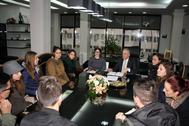 Во Oпштина Прилеп одбележан Mеѓународниот ден на студентите