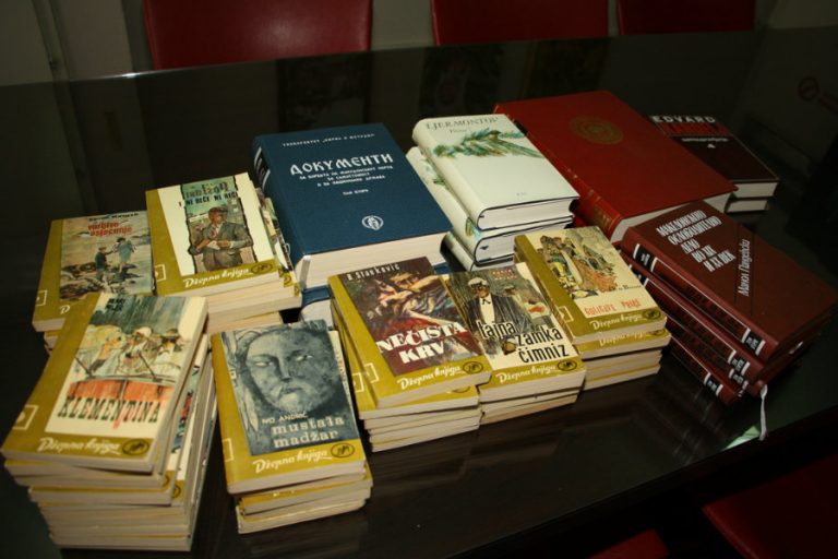 Донација на книги во градската библиотека „Борка Талески“