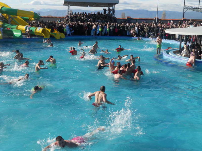 Градоначалникот Јованоски на сите православни христијани им го честита празникот Богојавление – Водици