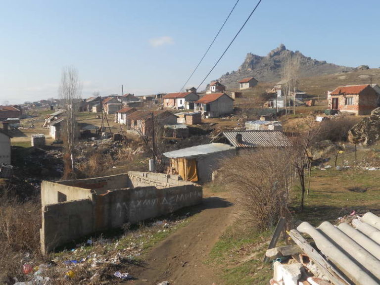 Потпишан Договорот за подобрување на снабдувањето со електрична енергија во месноста „Три багреми“