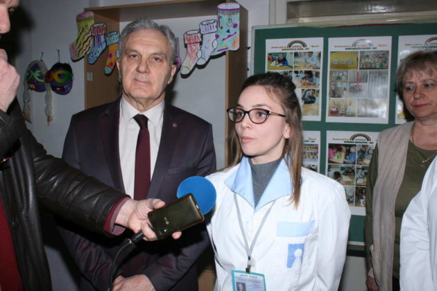 Градоначалникот Јованоски во посета на Дневниот центар „Ѕуница“