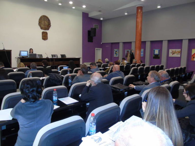 Секој работен ден од 8 до 12 часот бесплатен превоз за пензионерите