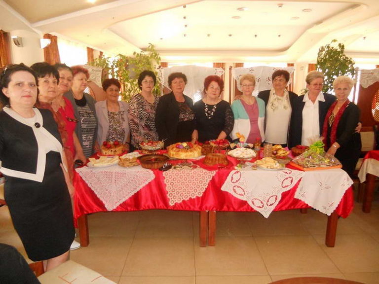 „Мајка Традиција“ организираше хуманитарен ручек за семејства на самохрани родители