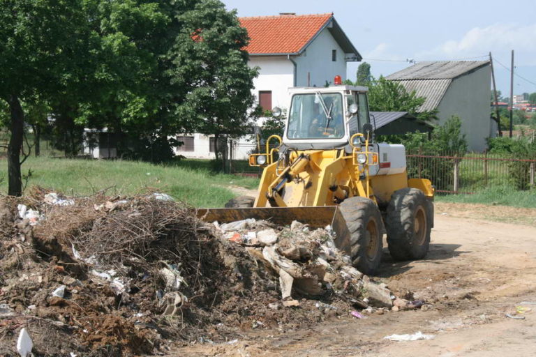 Исчистени се бројни диви депонии во околината на Прилеп