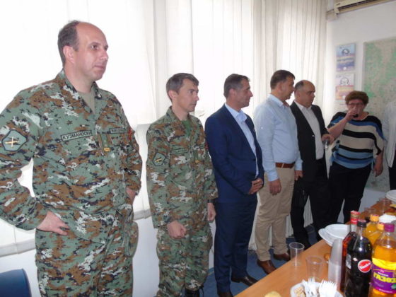 Градоначалникот Јованоски им го честиташе празникот на вработените во Полициската станица во Прилеп