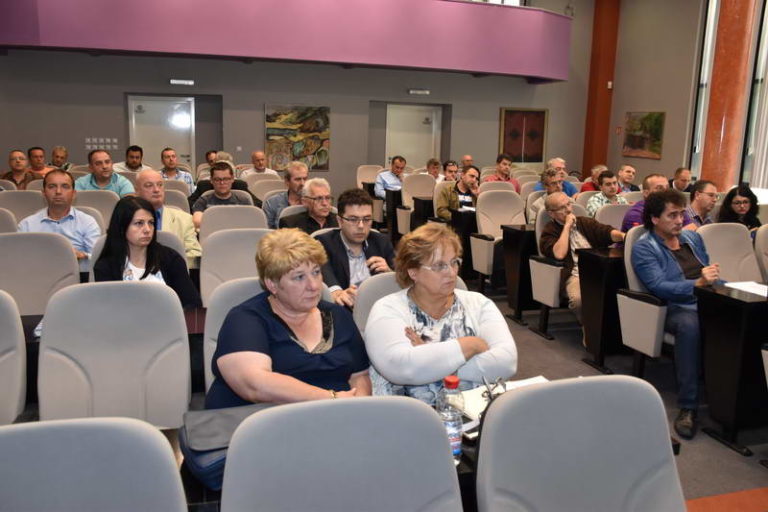 Гасификацијата –тема на денешната средба на градоначалникот Јованоски со прилепските стопанственици