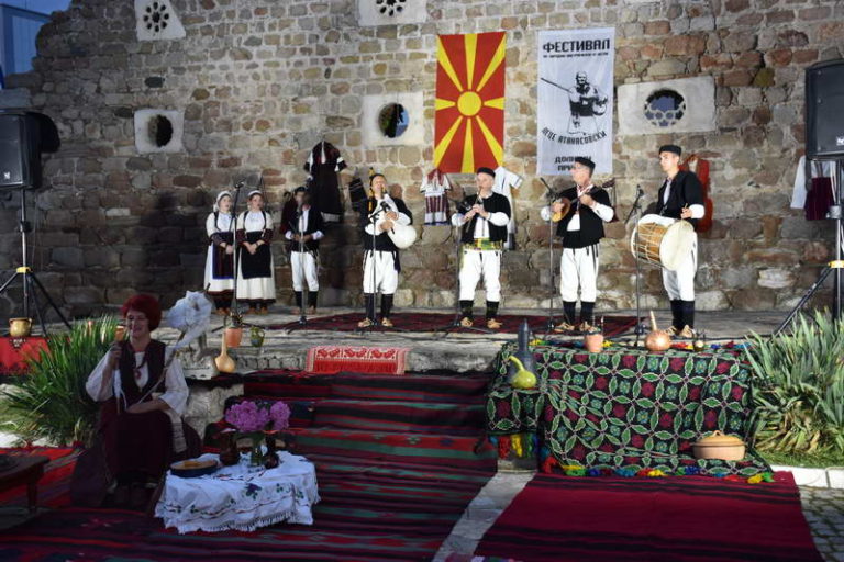 Свечено отворен 44.фестивал на народни инструменти и песни „Пеце Атанасовски“