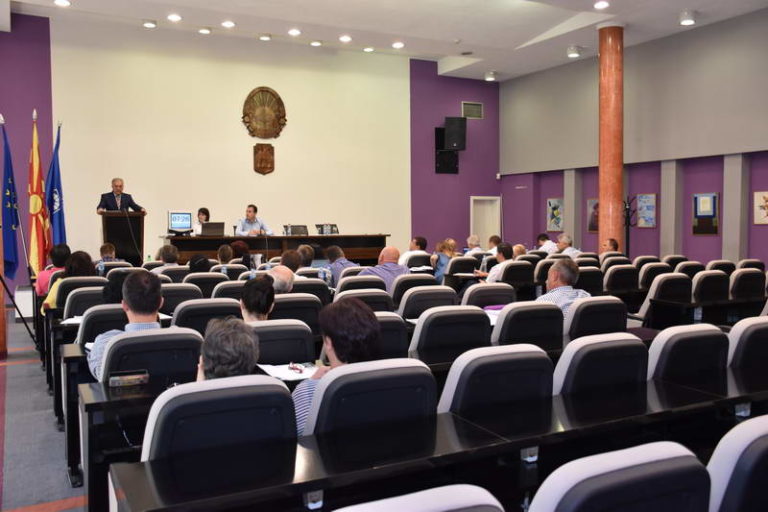 Донесен е ребаланс на буџетот, има повеќе пари за патната инфраструктура, а сервисирани се и 80 милиони наследени долгови