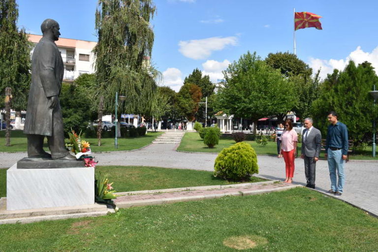 Одбележана 61 годишнината од смртта на Методија Андонов –Ченто