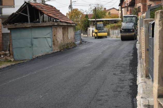 Се асфалтира улицата „Ладо Лапецо“
