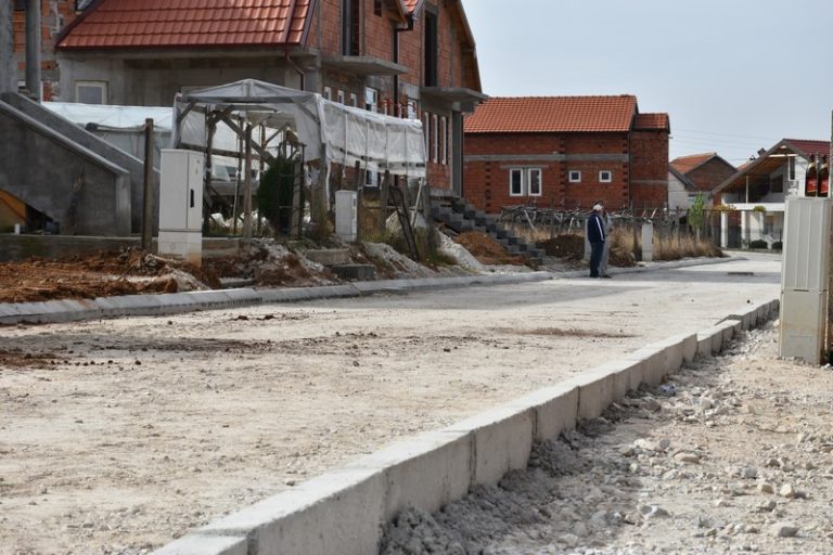 Се подготвува за асфалтирање улицата „Архимедова“