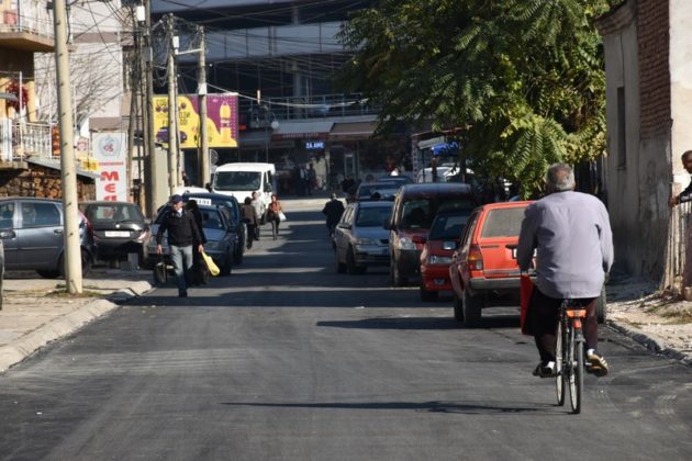 Нов асфалт на „Андон Слабејко“