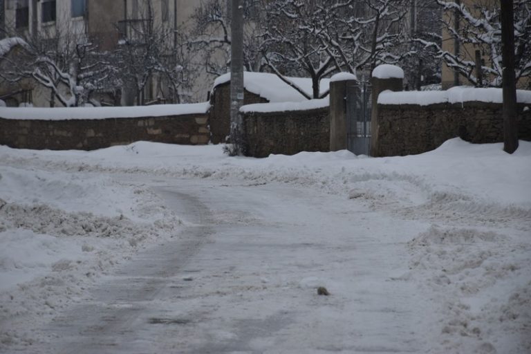 Сите патишта во населените места во општина Прилеп проодни за сообраќај