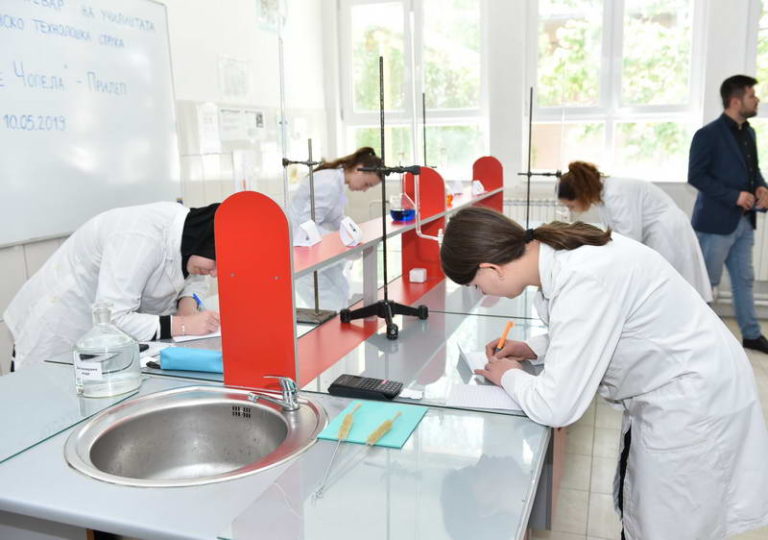 СОУ „Орде Чопела“- Прилеп домаќин на прв државен натпревар на ученици од хемиско-технолошката струка