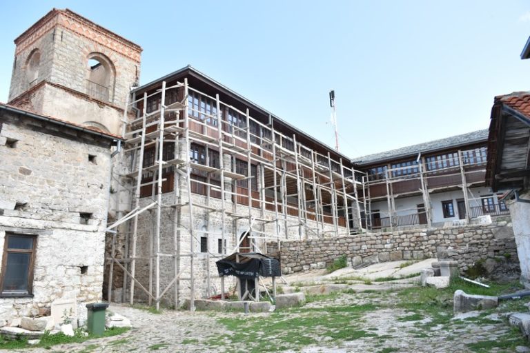 До крајот на септември, конаците на манастирот Трескавец ќе бидат комплетно обновени