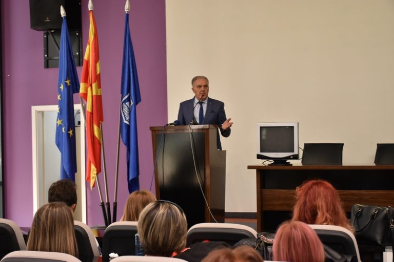 Градоначалникот Јованоски ги прими професорите од шесте држави, учесници во проектот „Финансиски и претприемачки вештини за активно граѓанство“