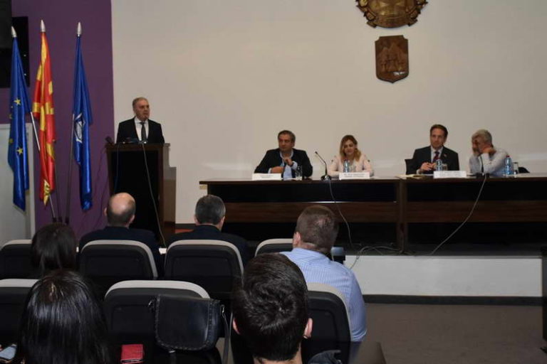 Панел дискусија: „Улогата на бизнис заедницата во градење цврсти партнерства со НАТО сојузниците“