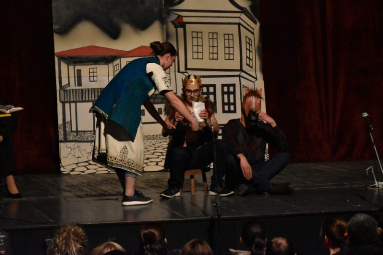 Прилепските училишта „Ристе Ристески-Ричко“ и „Кочо Рацин“, го одбележаа својот патрон празник