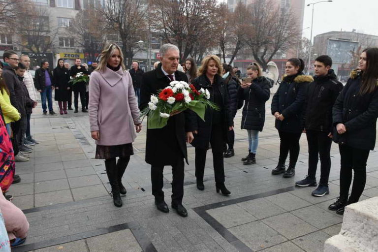 Во Прилеп одбележана 98 годишнината од раѓањето на Блаже Конески