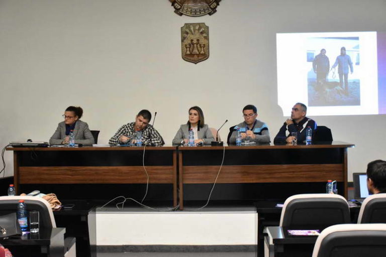 Трибина на тема „Бездомни кучиња, едукација и информирање“