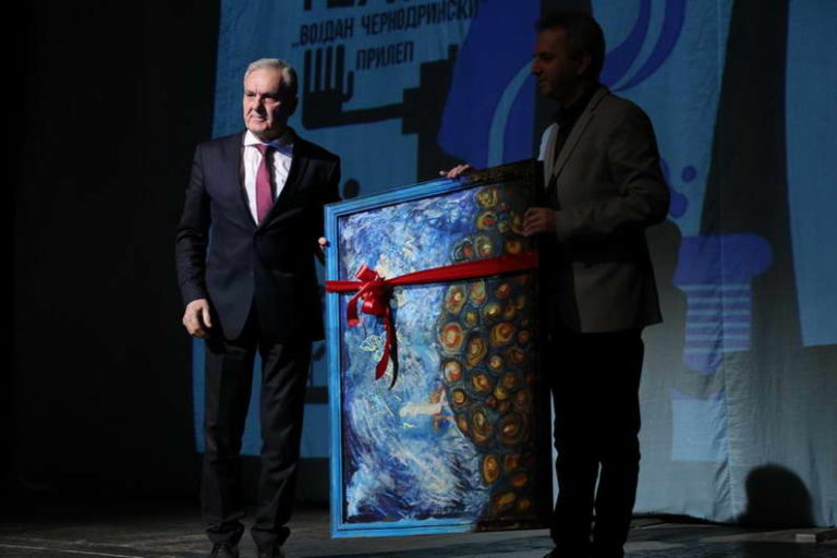 Со премиера на претставата „Лажговци“, прилепскиот театар ја одбележа 70 годишнината од постоењето