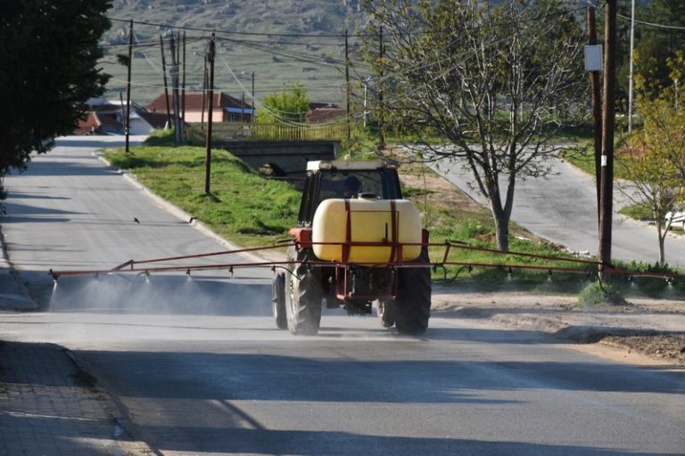 Нова успешна акција за дезинфекција на главните и споредните улици во сите 19 Урбани заедници во градот