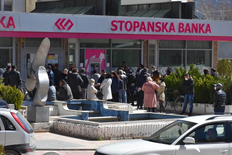 Препораки во врска со исплатата на мајските пензии