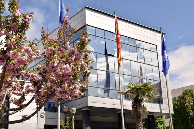 СООПШТЕНИЕ ЗА УПИС НА УЧЕНИЦИ ВО ПРВА ГОДИНА ВО СРЕДНИТЕ УЧИЛИШТА  ВО УЧЕБНАТА 2020/2021