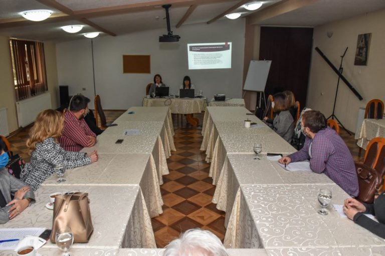 Институционализирање на квалитетни  сервиси за жени жртви на семејно насилство