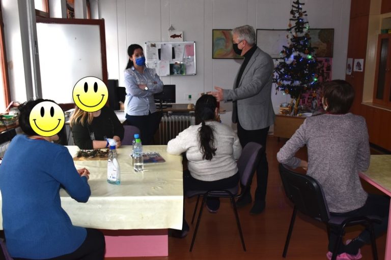 Градоначалникот Јовчески на средба со децата од Порака и Ѕуница