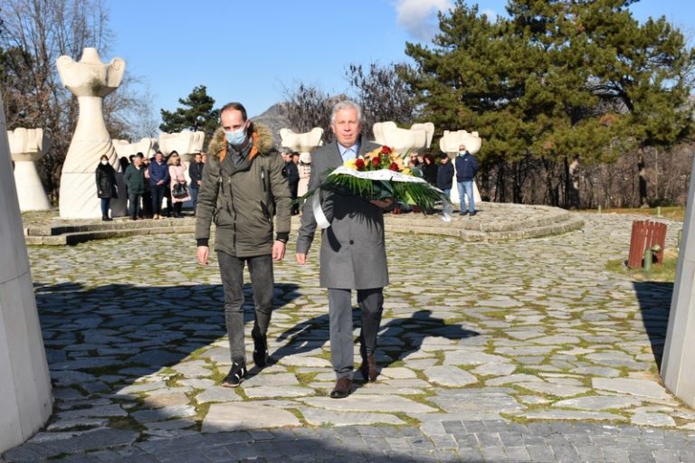 Одбележан патрониот празник на СОУ „Ристе Ристески Ричко“