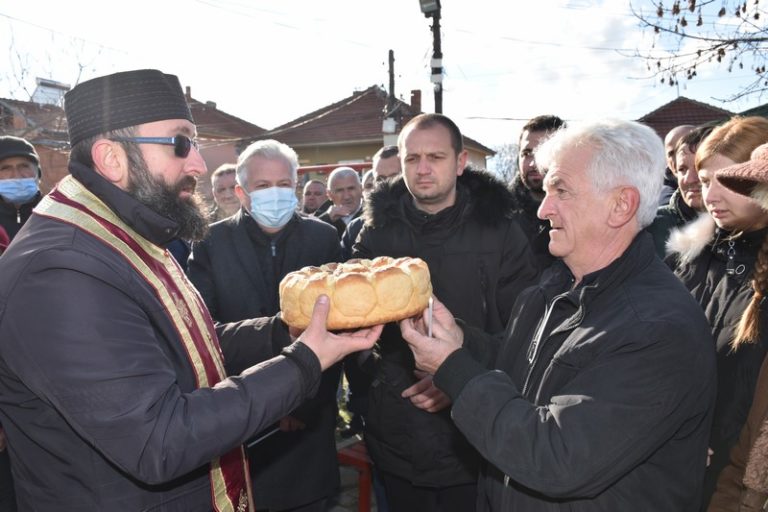 Во населбата Жабино Маало традиционално се  прославува  празникот „Св. Никола“