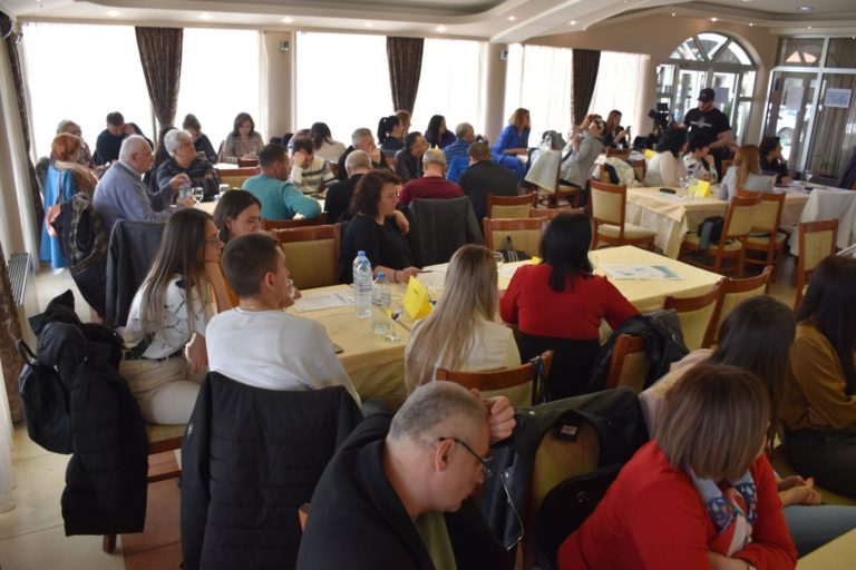 ГРАЃАНИТЕ НА ТРЕТАТА ФОРУМСКА СЕСИЈА НА ЗАЕДНИЦАТА ИЗДВОИЈА ТРИ ПРОРИТЕТНИ КОНЦЕПТИ ЗА МОЖНИ ПРОЕКТИ ВО ПРИЛЕП