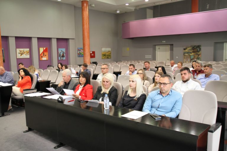 Советот на Општина Прилеп денеска расправаше по 17 точки